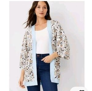 Ann Taylor Lightweight Kimono M/L